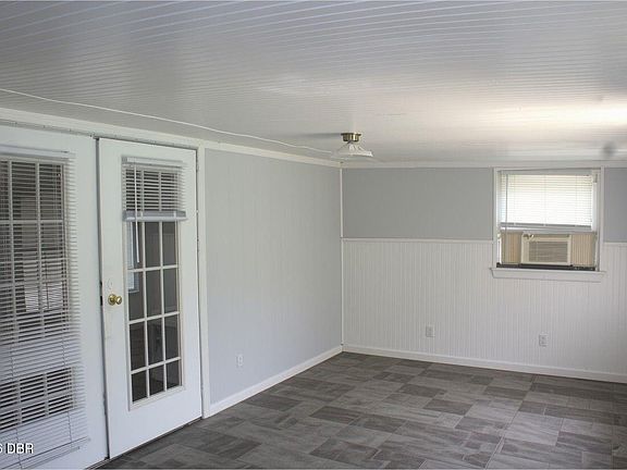 4th image of 5791 SW 62nd Ct