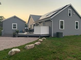 190 Maple St, Branford, CT 06405