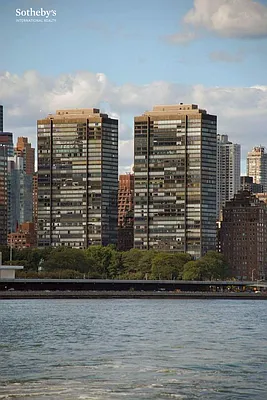 Sold by Sotheby's International Realty | media 63