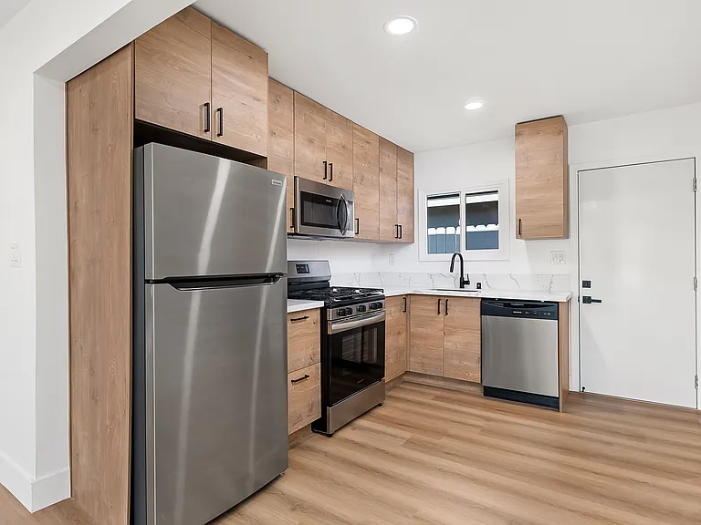 4229 Swift Ave — Photo 28