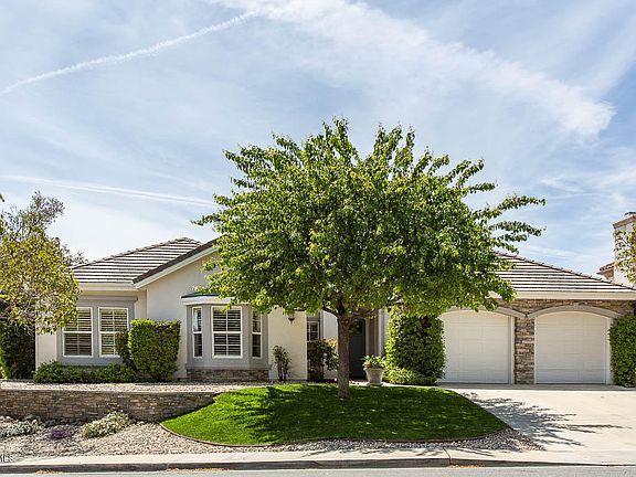 3rd image of 3785 Campus Dr