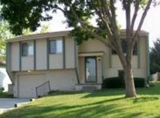 12983 Redman Cir, Omaha, NE 68164