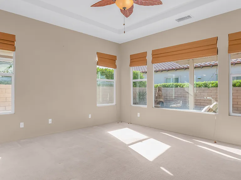 27 Shoreline Dr — Photo 21