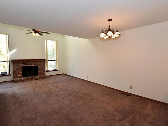 living room to dinning room