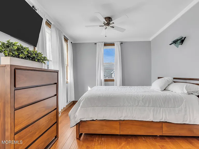 492 Ocean Ave — Photo 37