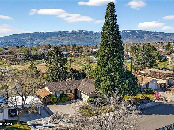 3rd image of 3060 Slater Ave