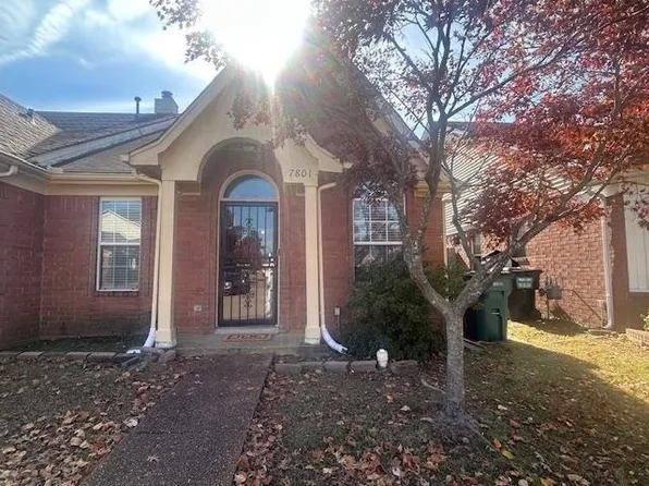7801 Shadowland Dr, Memphis, TN 38125