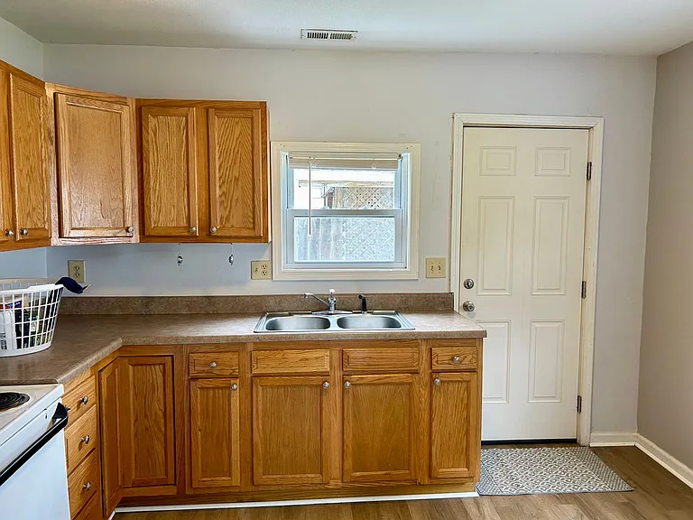 616.5 S Jersey St — Photo 8