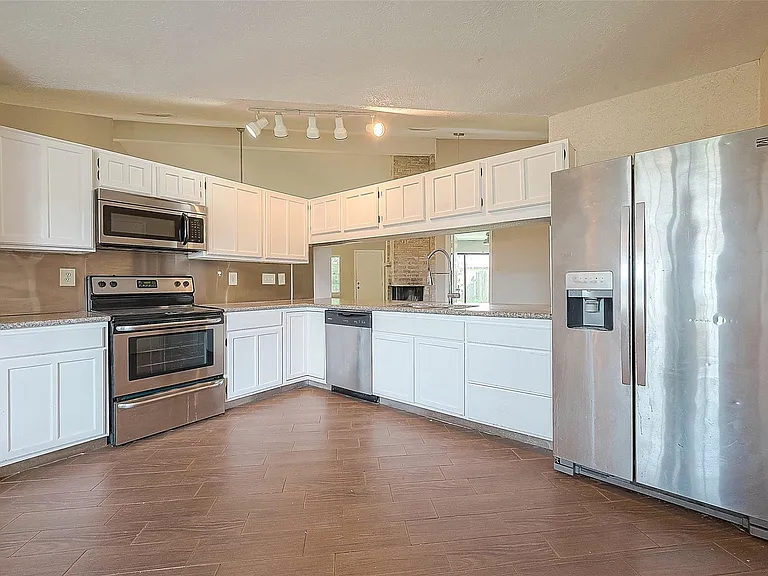 19510 Westhaven Dr — Photo 20