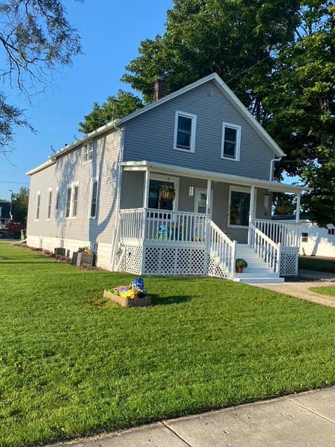 1st image of 609 Menasha St #609