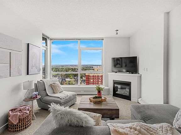 2nd image of 55 SE Spruce Pl SW #1808