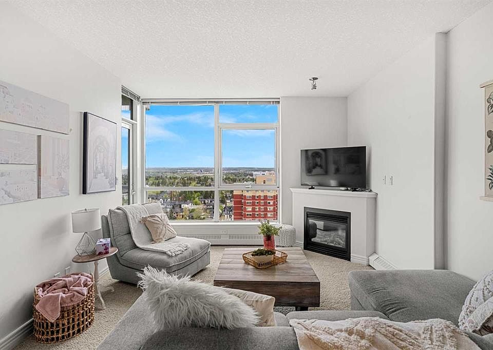 1st image of 55 SE Spruce Pl SW #1808