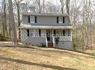 5484 Pine Dr SW, Mableton, GA 30126
