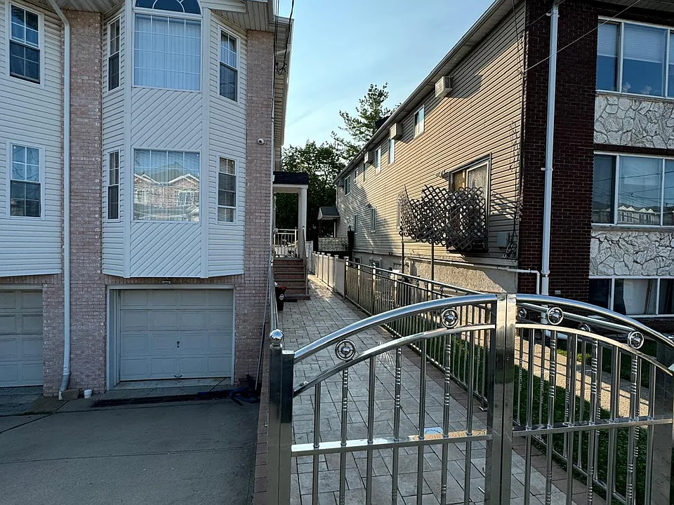 532 Oder Ave