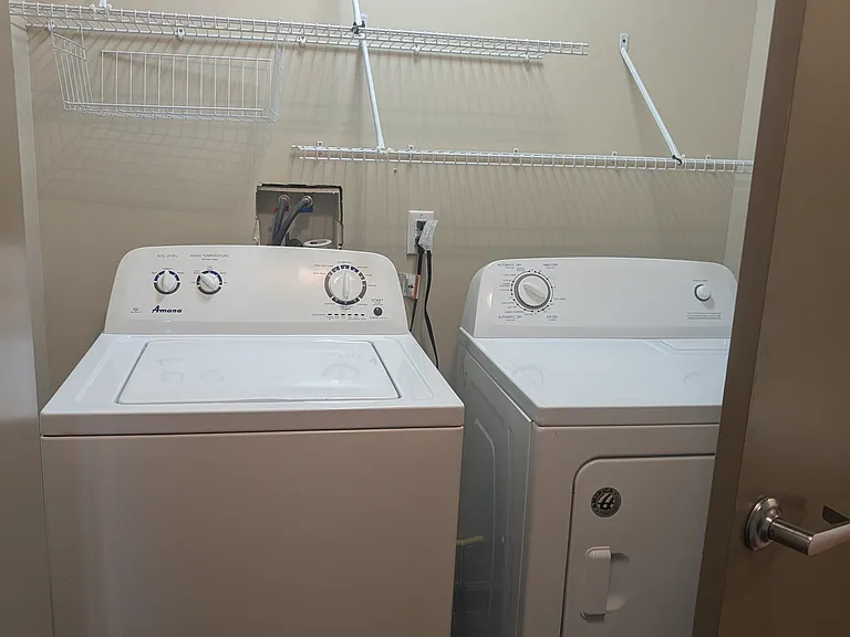 Seneca Street Lofts — Photo 15