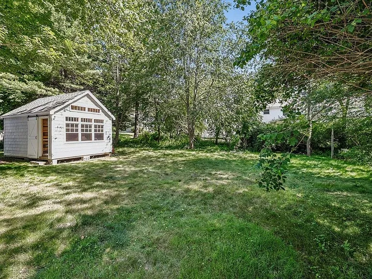 31 Perkins Rd — Photo 33