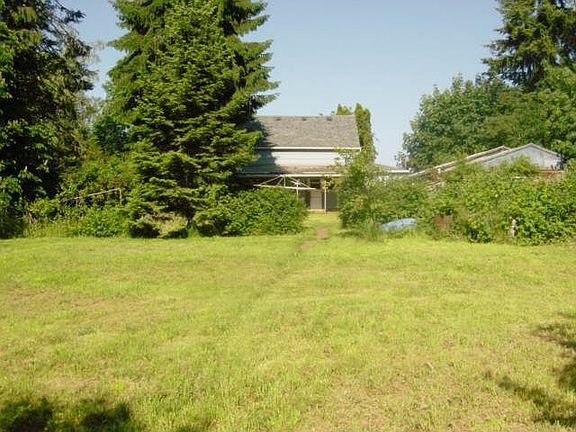 Huge Fenced Yard