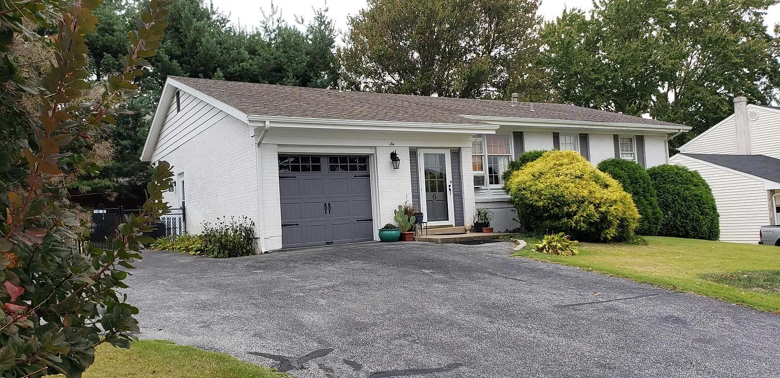 6 Glenbarry Dr photo 1
