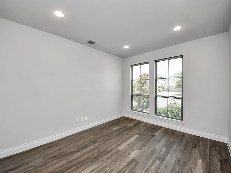 28907 Ridge Valley Ct — Photo 18