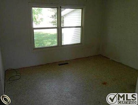 705430973 Bed Room.JPG