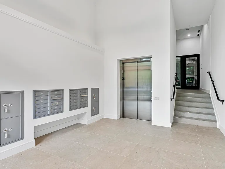 615 Daniels St #111 — Photo 14