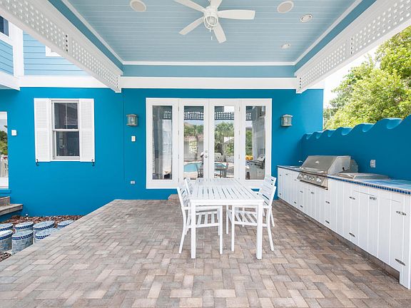 5th image of 601 Ocean Palm Way