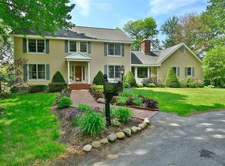 2 New Jersey Ct, Rexford, NY 12148
