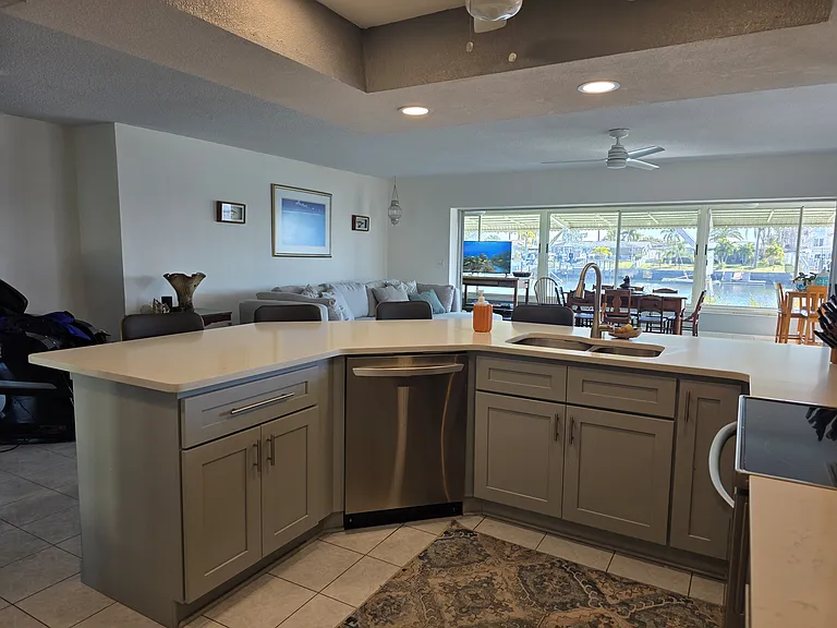 5048 Galleon Ct — Photo 10
