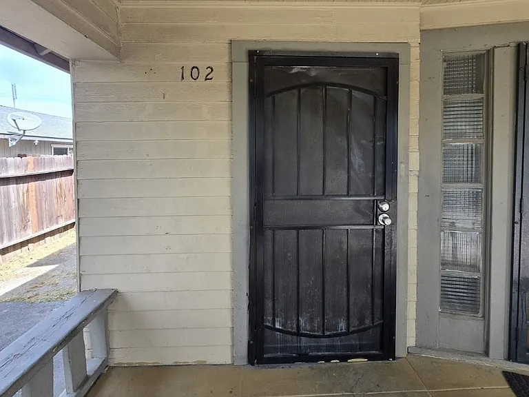 2735 E Grant Ave #102 — Photo 13