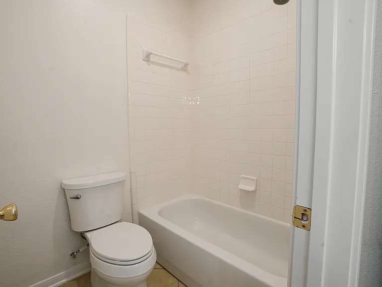 6313 York Bridge Cir — Photo 18