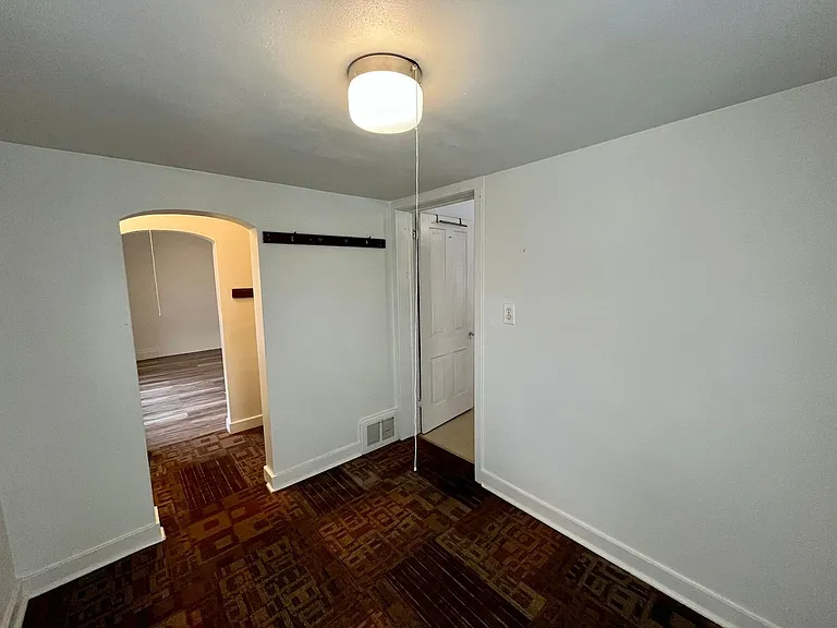 701 Scott St — Photo 5
