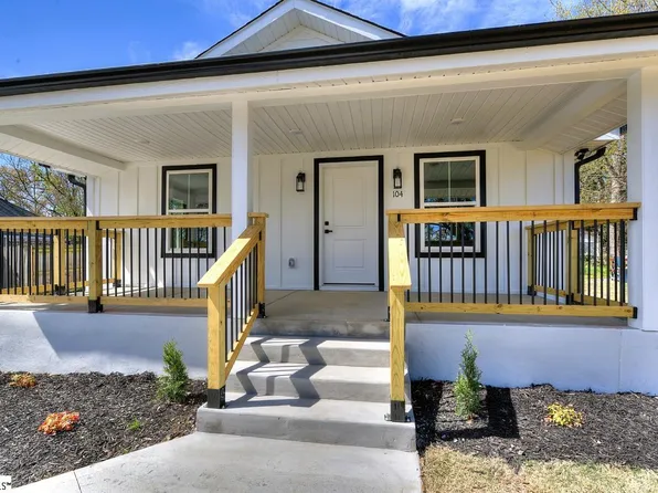 104 Albert St, Greer, SC 29651