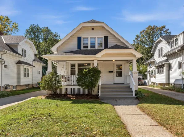 3631 N Morris BOULEVARD, Milwaukee, WI 53211