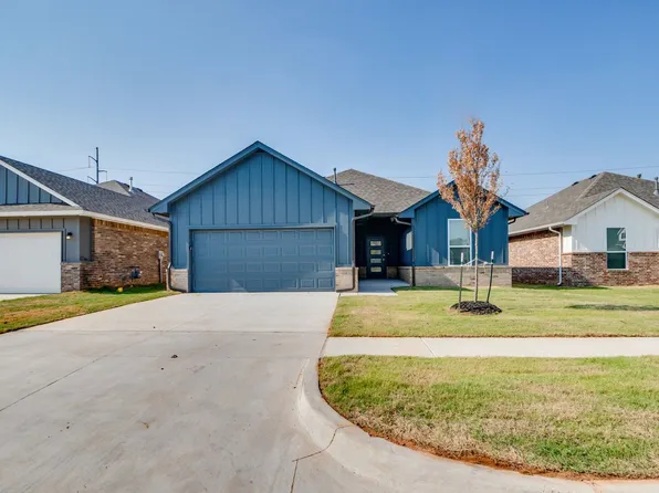 8305 NW 163rd Ter, Edmond, OK 73013