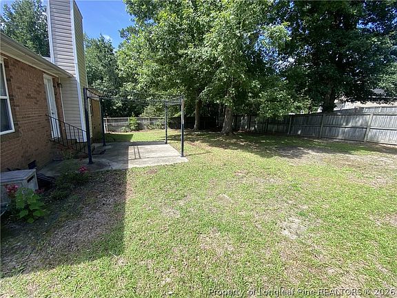 2nd image of 3024 Coachway Dr