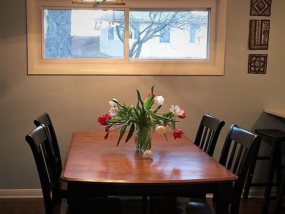 4th image of 2849 W 100th St