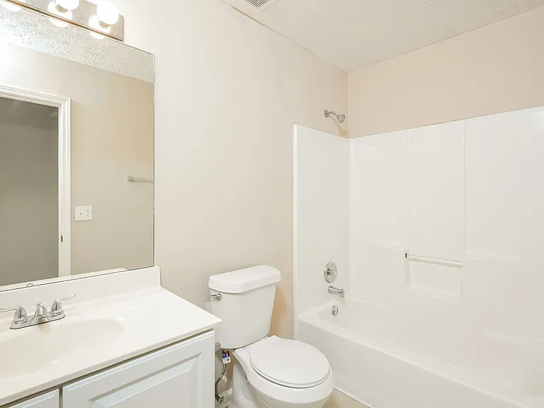 1172 Eastmill Cv — Photo 15