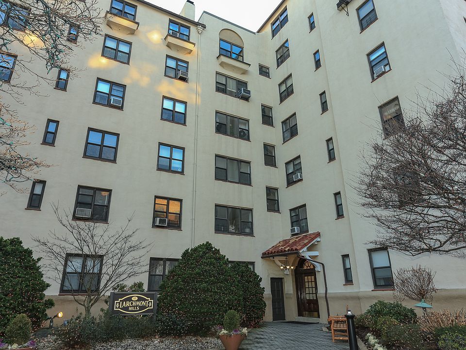 1st image of 17 N Chatsworth Ave APT 4J