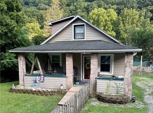 778 Campbells Creek Dr, Charleston, WV 25306