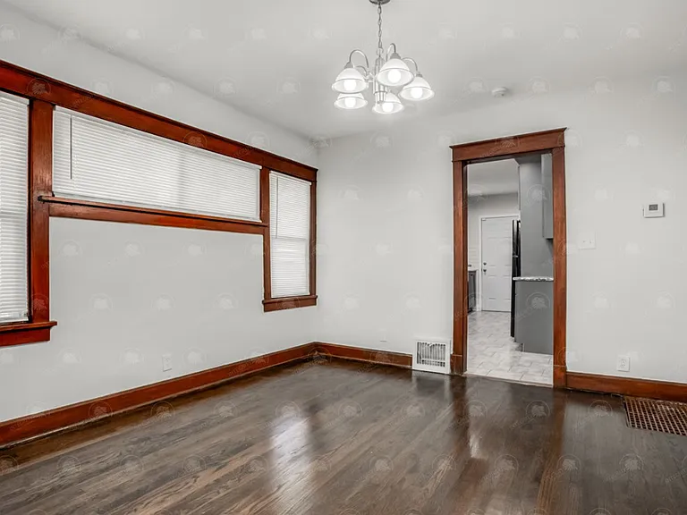 6627 Brooklyn Ave — Photo 8