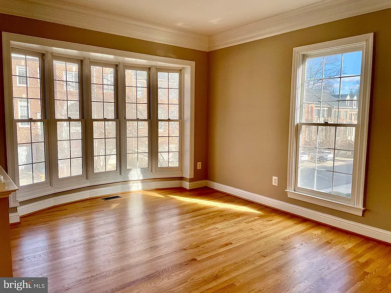 1030 Grand Oak Way — Photo 7