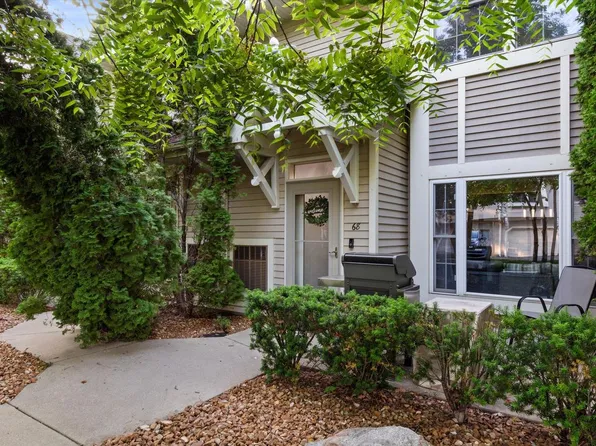 6195 Walnut LANE #68, Cudahy, WI 53110