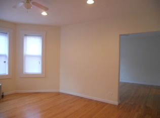 3452 W Ainslie St #2, Chicago, IL 60625