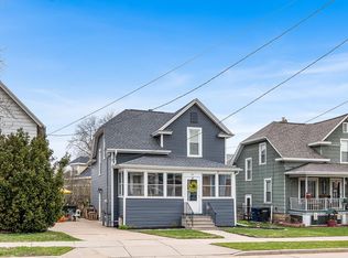 14 E New York Ave, Oshkosh, WI 54901