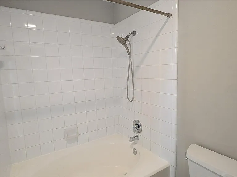 12639 Ashford Hills Dr — Photo 9