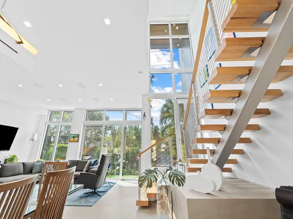 805 NE 6th Street, Fort Lauderdale, FL 33304