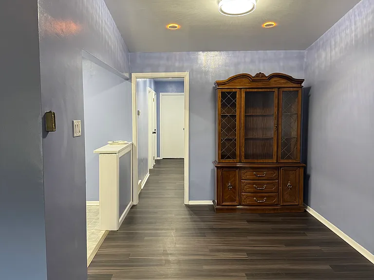 8828 Fairfield St — Photo 2