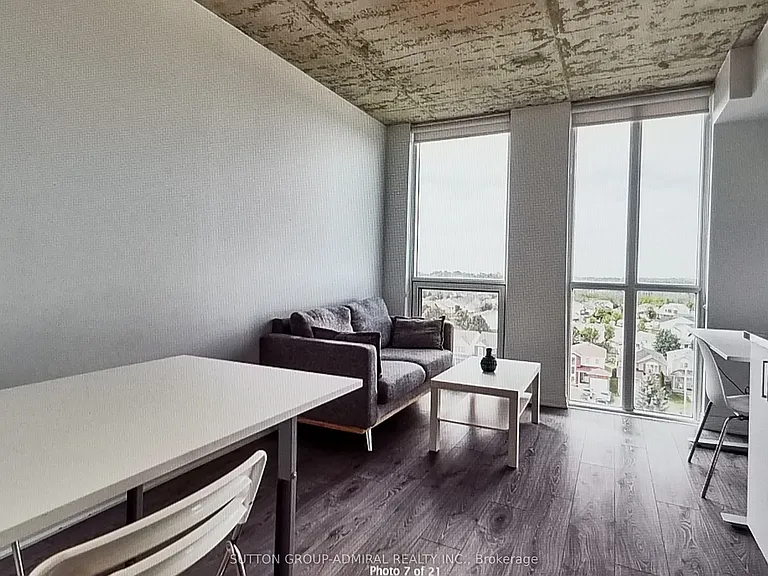 1900 Simcoe St N #511 — Photo 14
