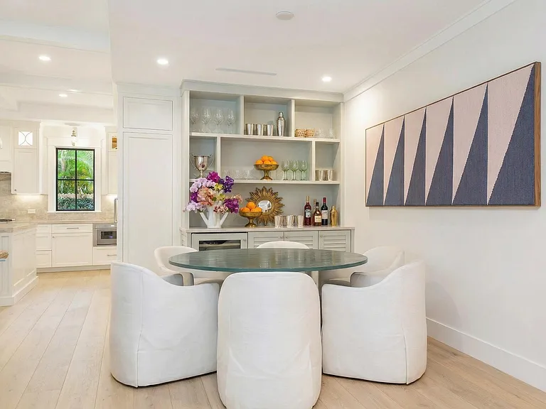 315 Avila Rd — Photo 6