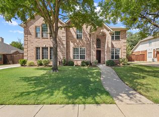 3905 Park Wood Dr, Corinth, TX 76208